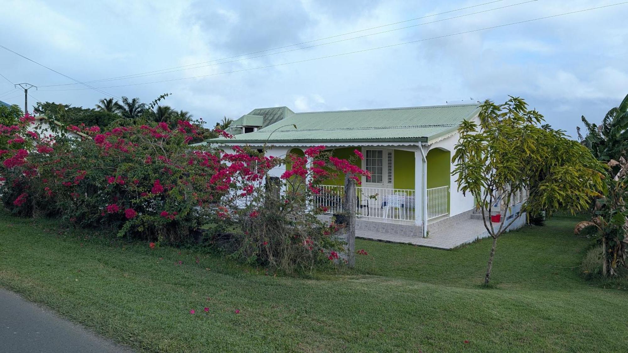 Villa Kaz A Roro à Sainte-Anne  Extérieur photo